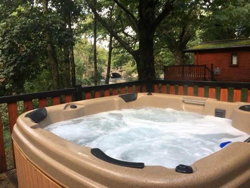 L09 - The Snowdon Spa With Hot Tub Bethesda Exterior photo
